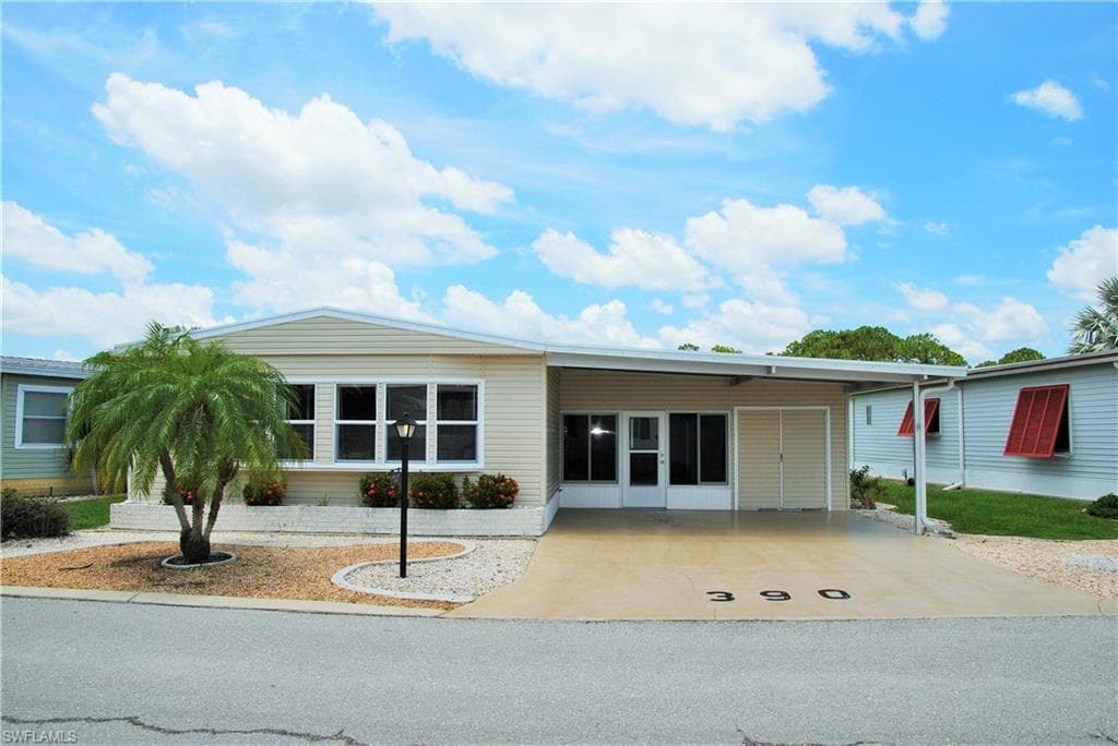 390 Nicklaus BLVD NORTH FORT MYERS, FL 33903