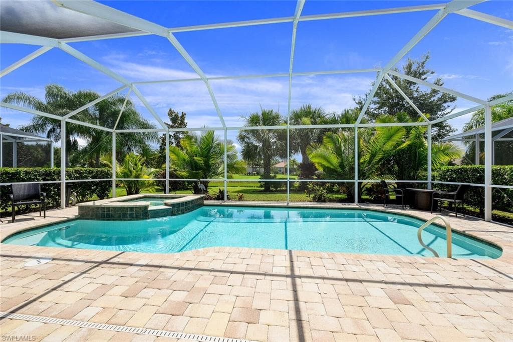 28011 Pisces LN BONITA SPRINGS, FL 34135