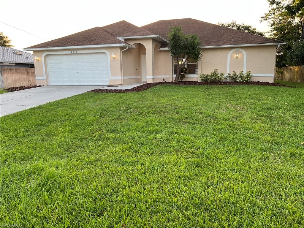 3815 SW 7th PL CAPE CORAL, FL 33914
