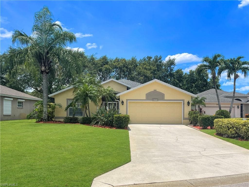 9214 Lanthorn WAY ESTERO, FL 33928