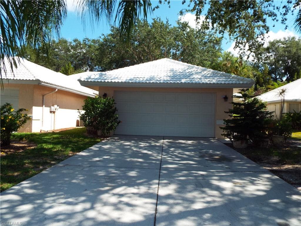 4898 Europa DR NAPLES, FL 34105