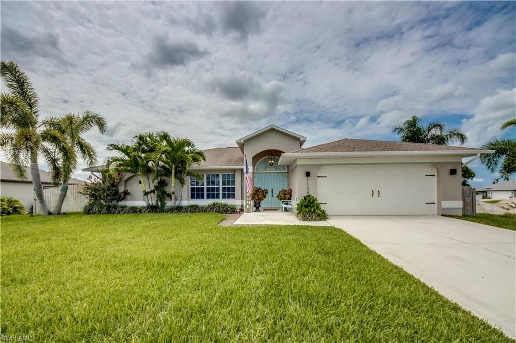 1124 SW 22nd TER CAPE CORAL, FL 33991