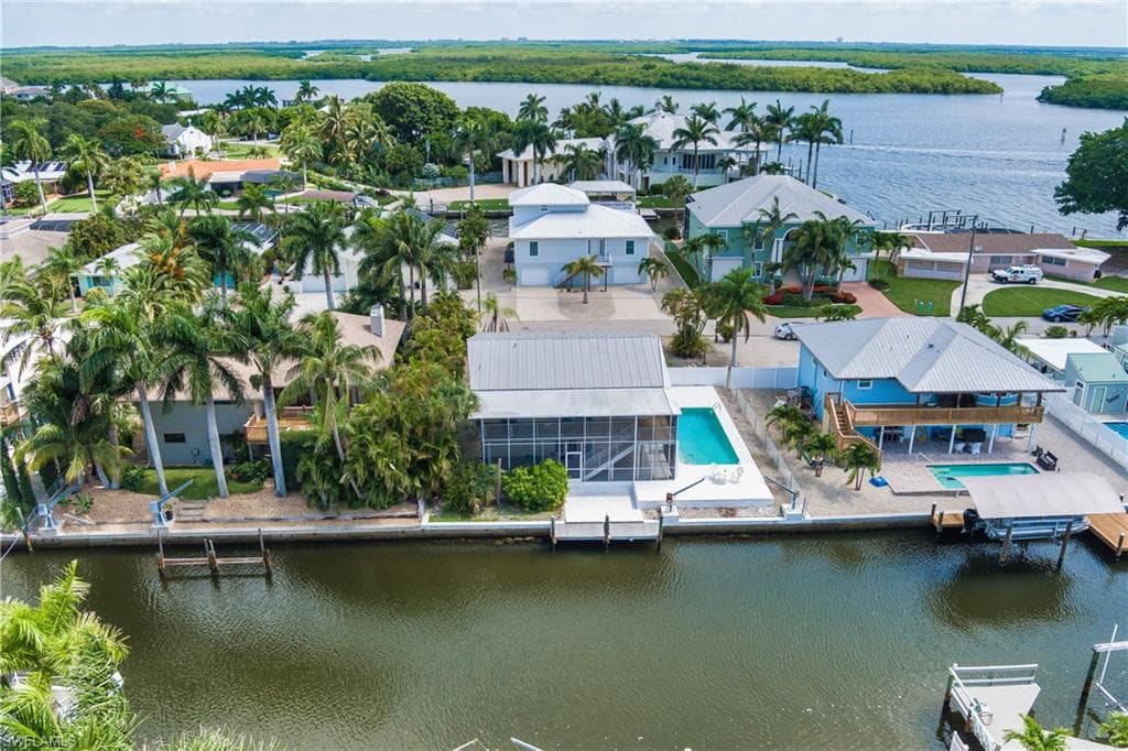 5560 Avenida Pescadora FORT MYERS BEACH, FL 33931