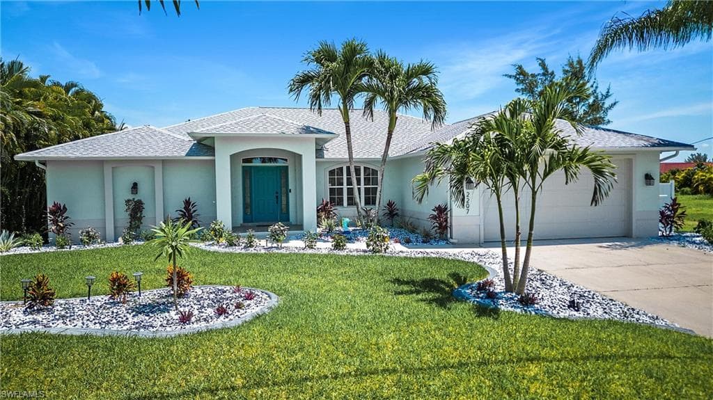 2207 SW 52nd ST CAPE CORAL, FL 33914