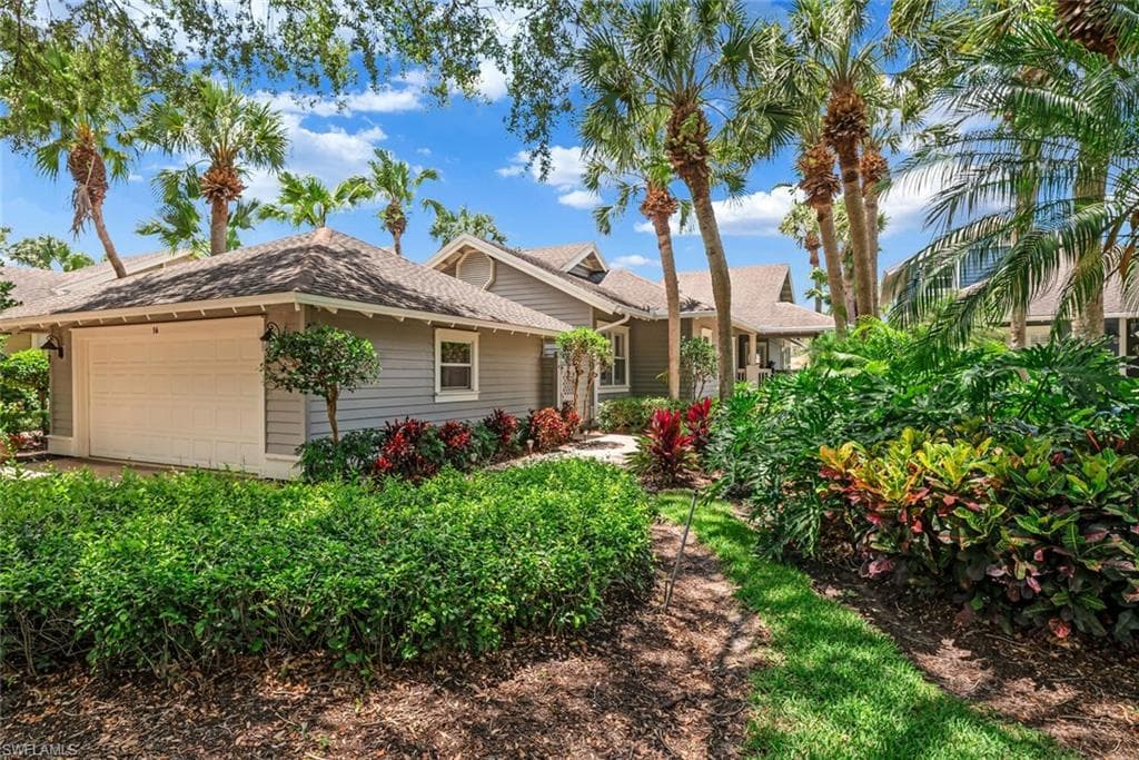 16 Golf Cottage DR NAPLES, FL 34105