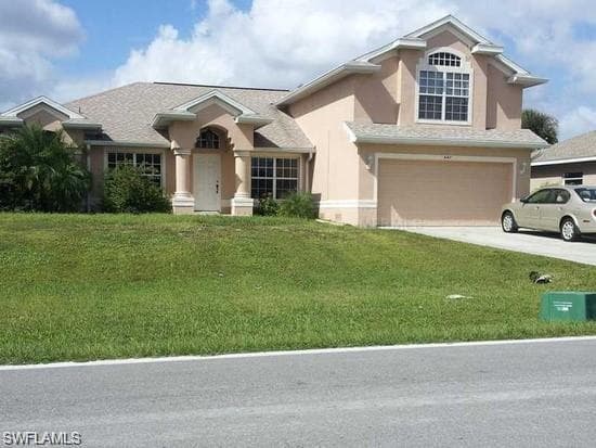 447 Ravenswood BLVD PORT CHARLOTTE, FL 33954