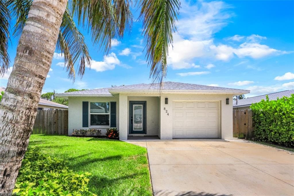 824 92nd AVE N NAPLES, FL 34108