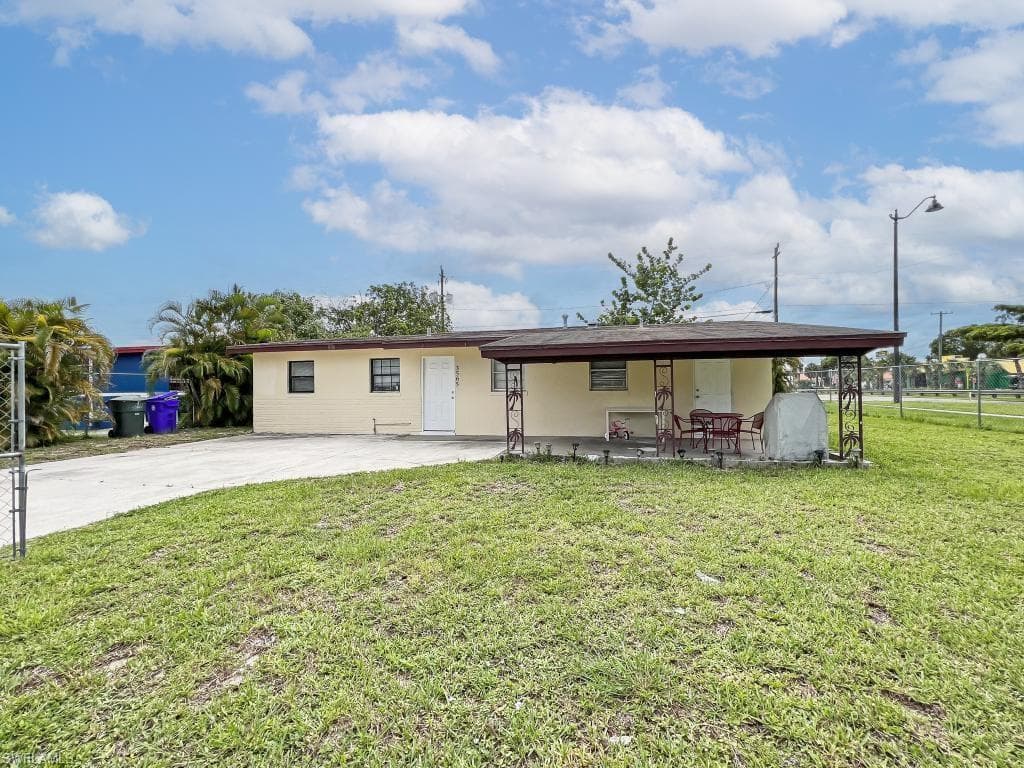 3565 Royal Palm AVE FORT MYERS, FL 33901