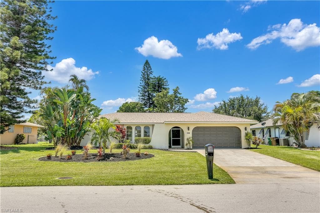 1318 SE 34th TER CAPE CORAL, FL 33904