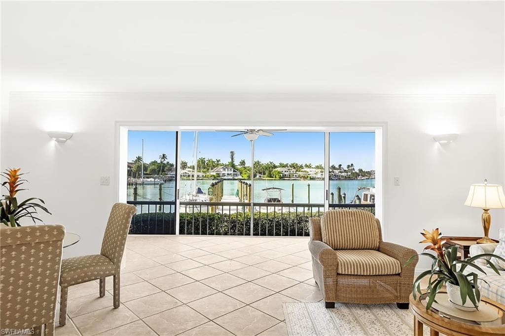 322 Harbour DR 104D NAPLES, FL 34103
