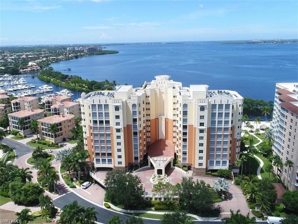 14270 Royal Harbour CT 919 FORT MYERS, FL 33908