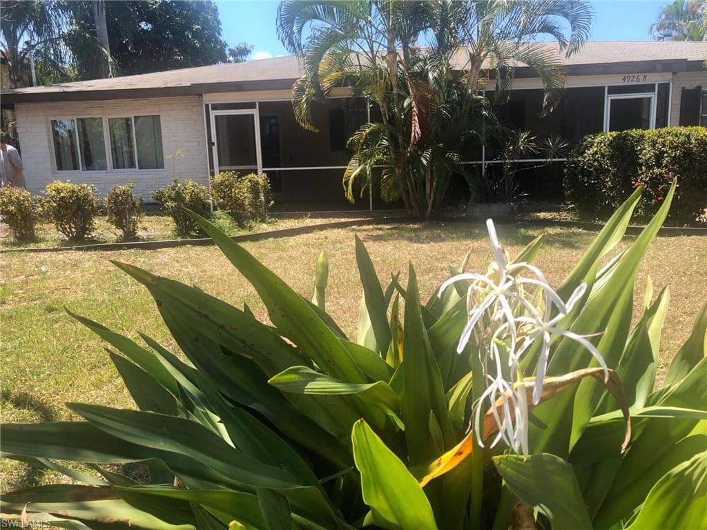 4926 S Vincennes ST 1 CAPE CORAL, FL 33904
