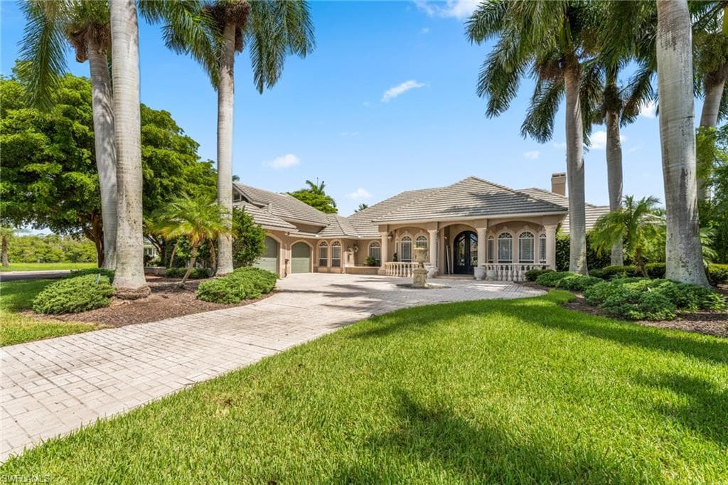 1531 Hermitage LN CAPE CORAL, FL 33914