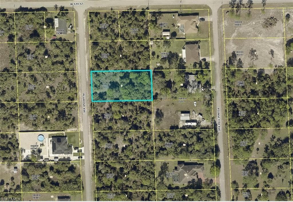 418 Plumosa AVE LEHIGH ACRES, FL 33972