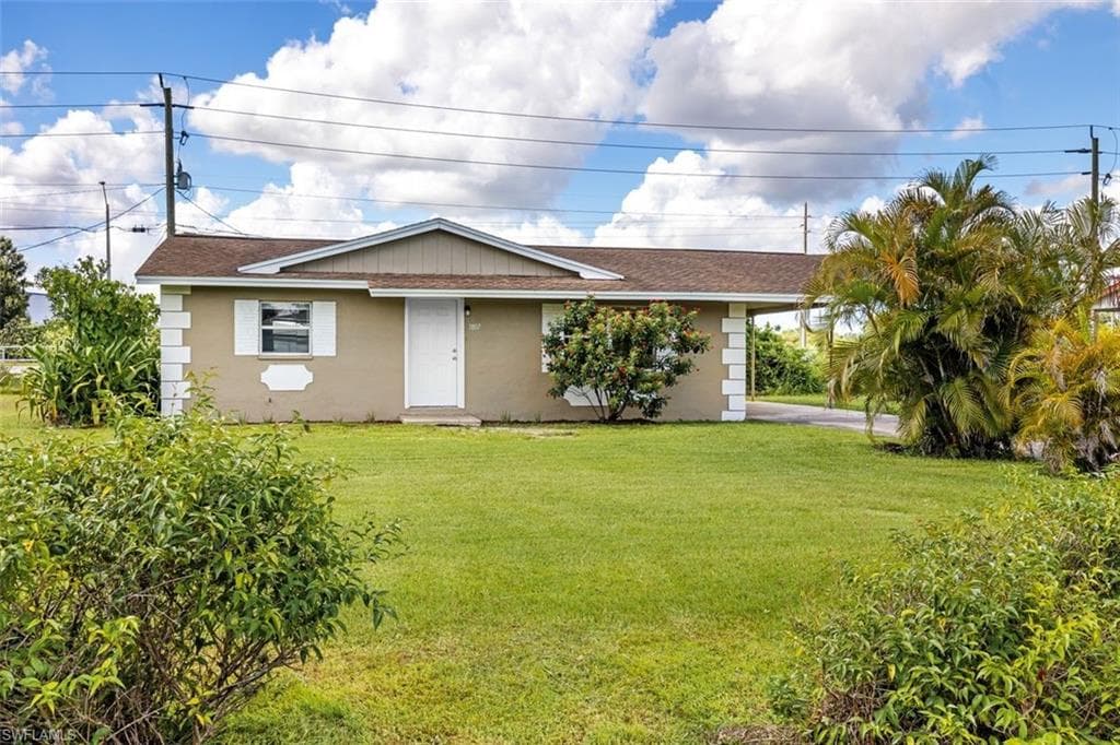 3807 Highland AVE FORT MYERS, FL 33916