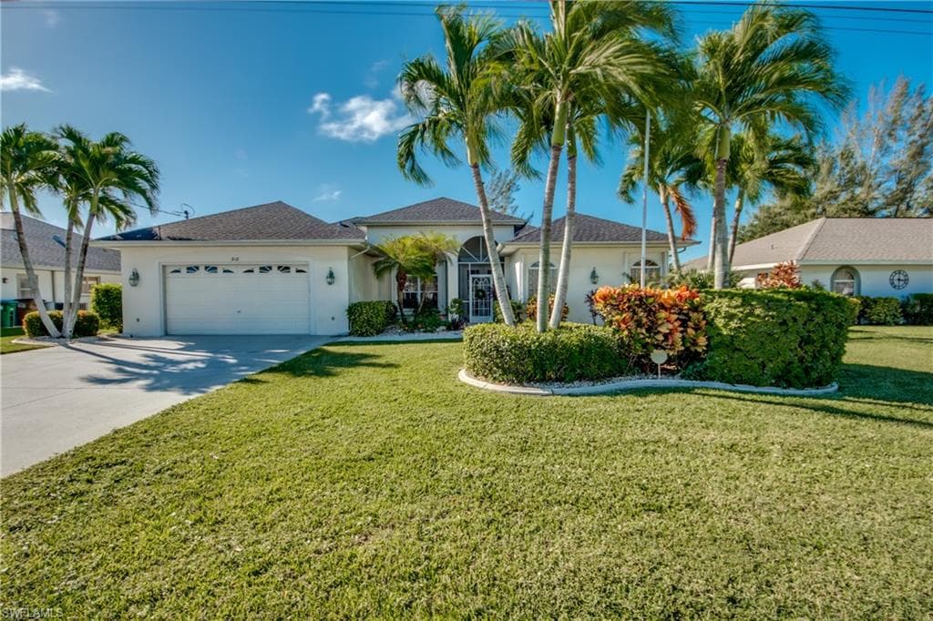 318 SE 29th ST CAPE CORAL, FL 33904