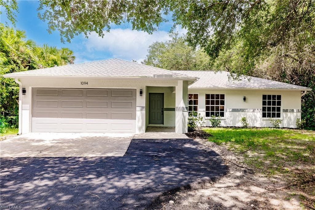 1094 13th ST SW NAPLES, FL 34117