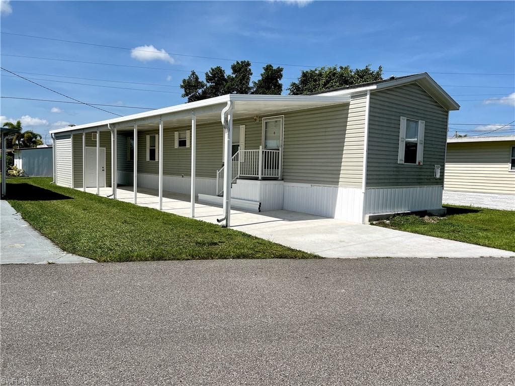 69 Shoreland DR FORT MYERS, FL 33905