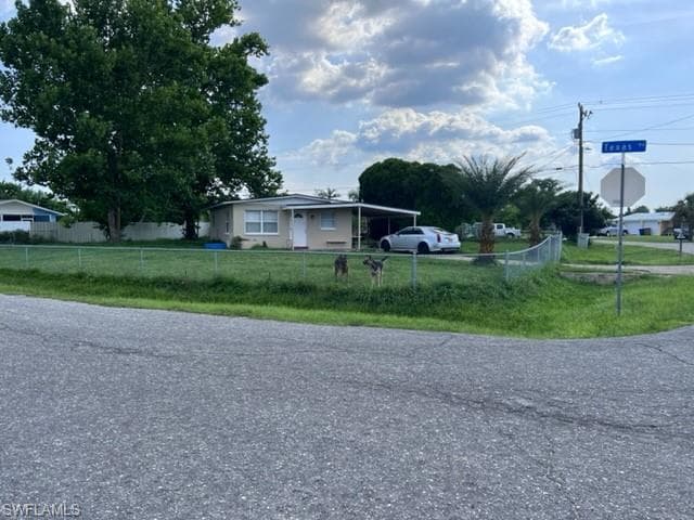 10 Jasmine RD W LEHIGH ACRES, FL 33936