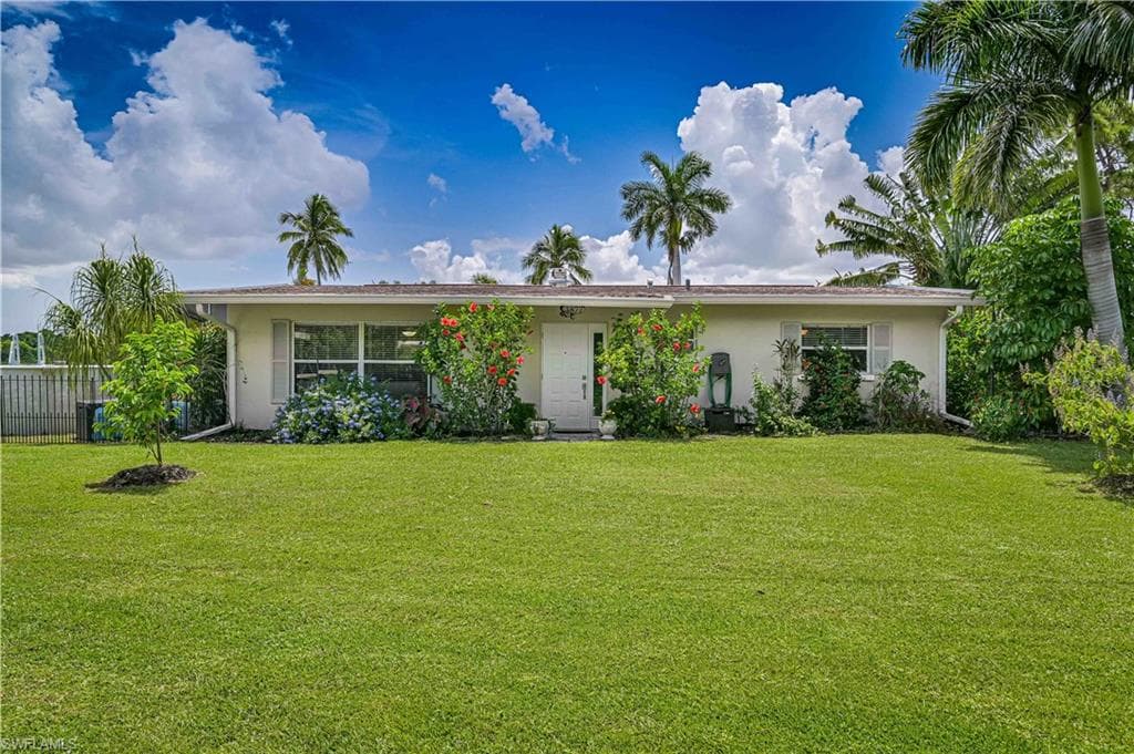 4877 Riverside DR FORT MYERS, FL 33905