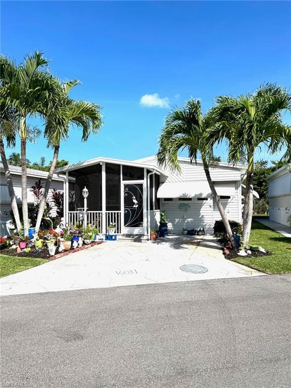 19681 Summerlin RD 601 FORT MYERS, FL 33908