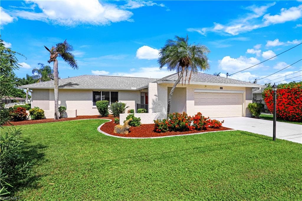 4417 SE 1st AVE CAPE CORAL, FL 33904