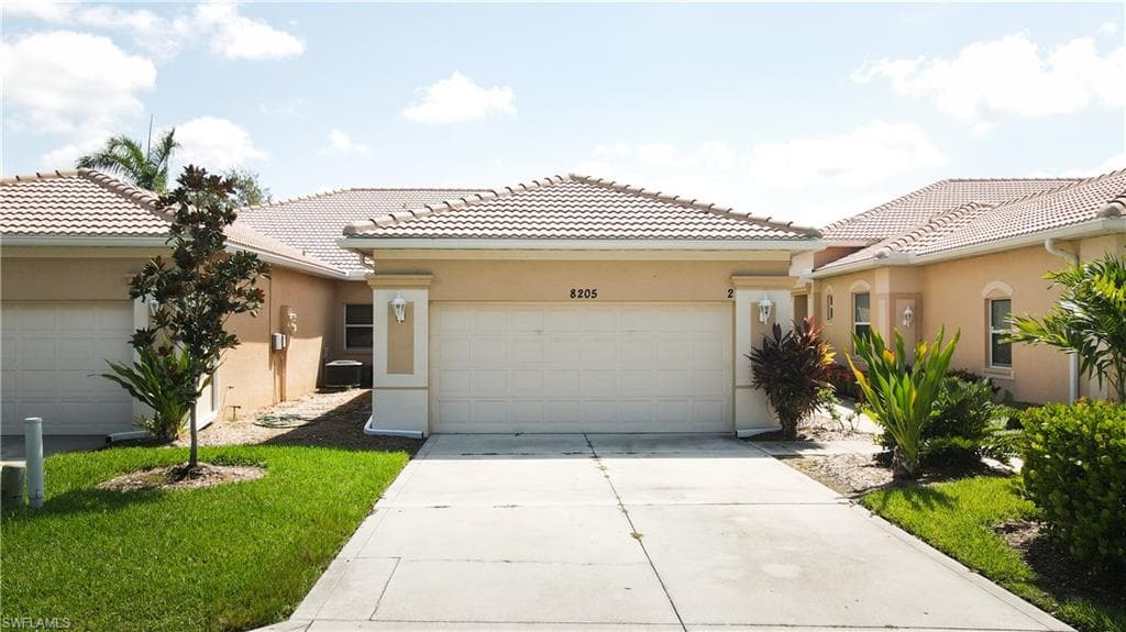 8205 Sanctuary DR 87-2 NAPLES, FL 34104