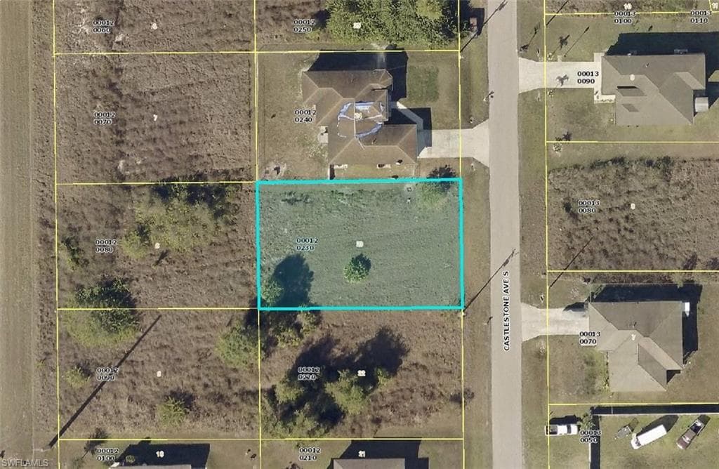 720 Castlestone AVE S LEHIGH ACRES, FL 33974