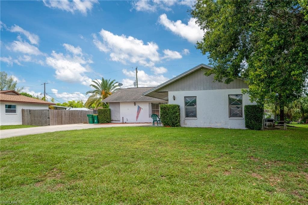4595 31st PL SW NAPLES, FL 34116