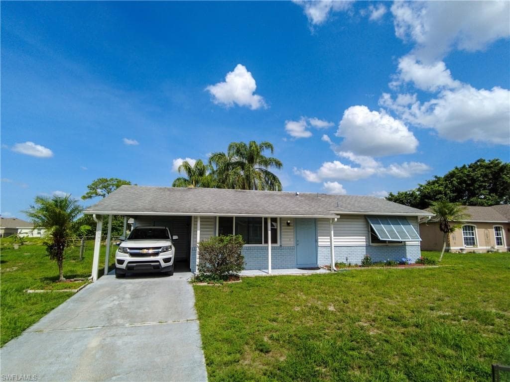 10741 Cocoatree CT LEHIGH ACRES, FL 33936