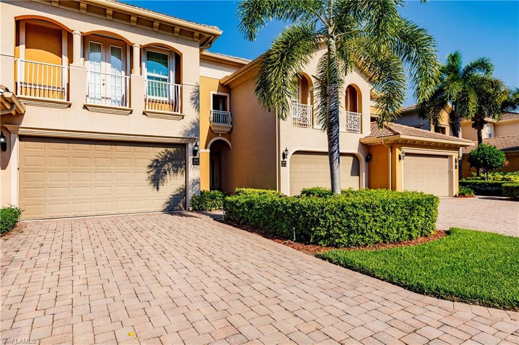 21546 Baccarat LN 103