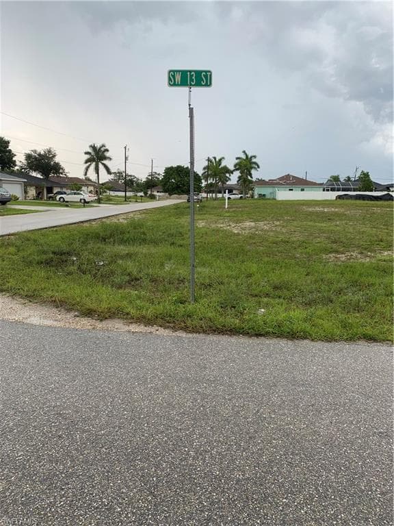 1227 SW 7th CT CAPE CORAL, FL 33991