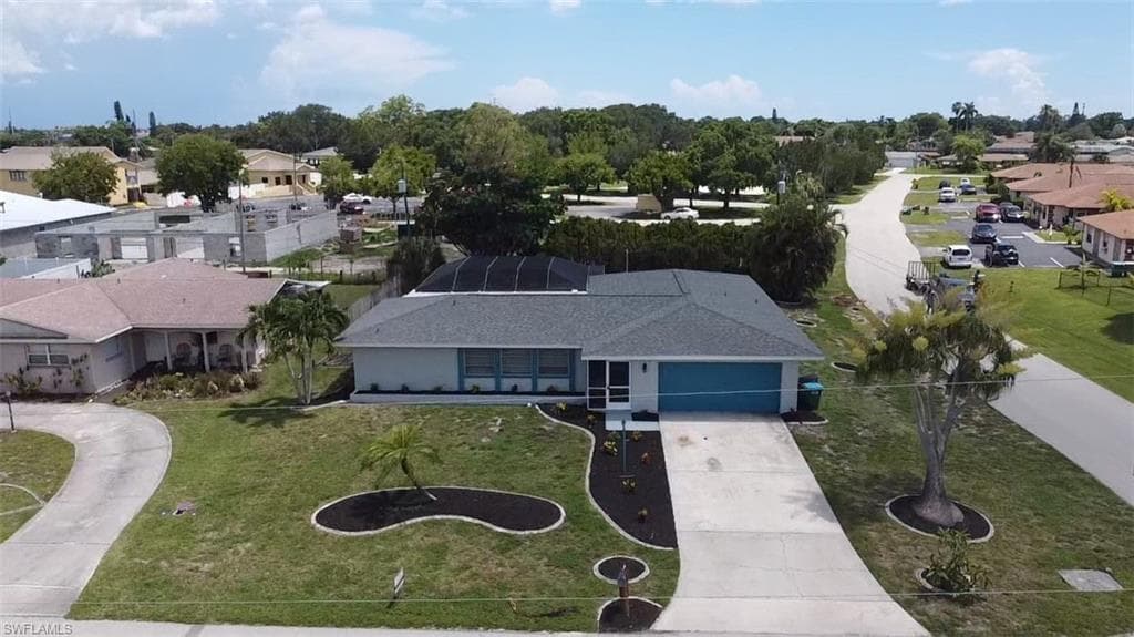1302 SE 40th TER CAPE CORAL, FL 33904