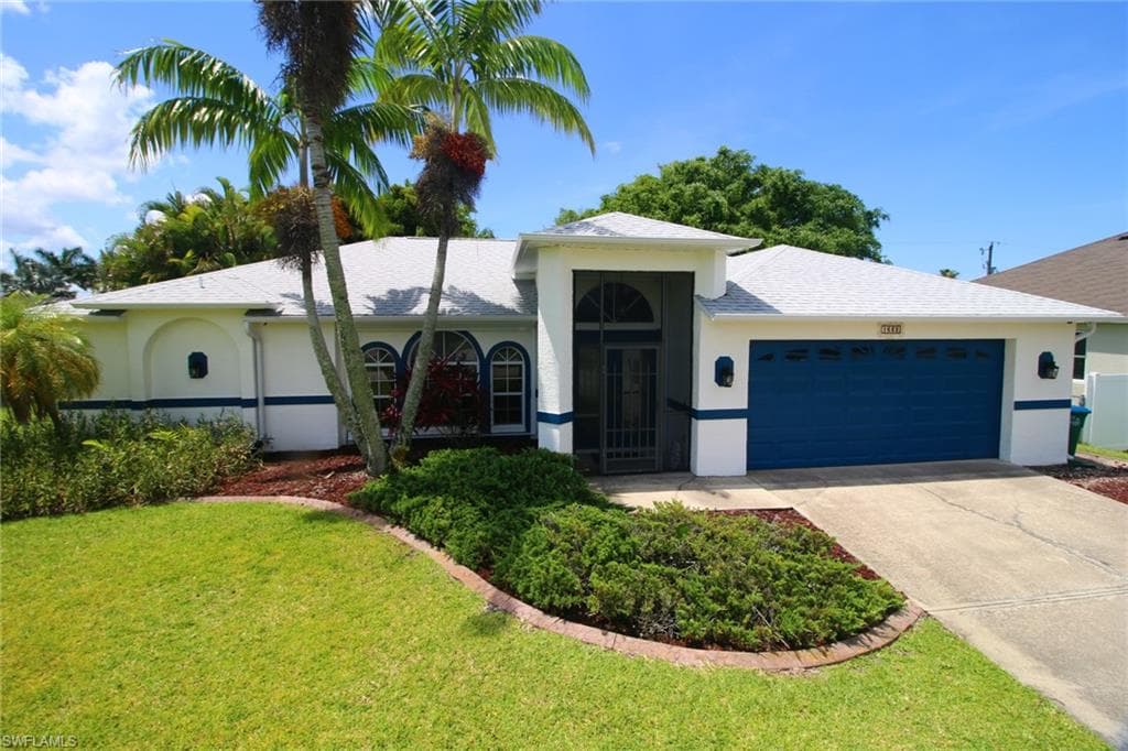 1632 SW 43rd TER CAPE CORAL, FL 33914