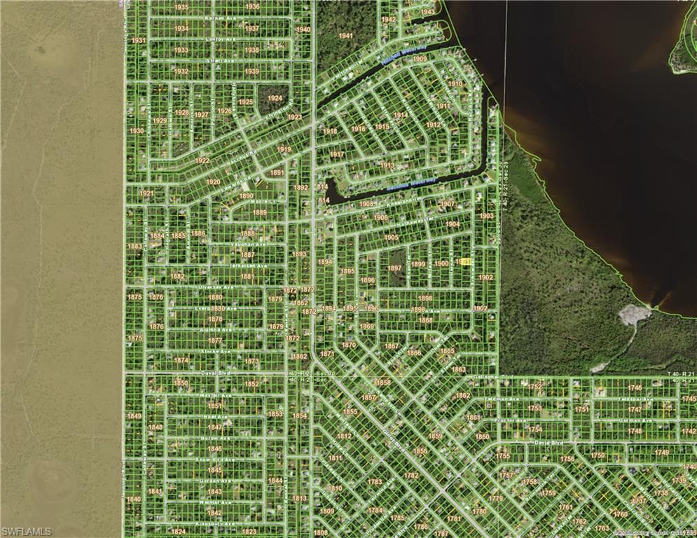 4371 Schneider ST PORT CHARLOTTE, FL 33981