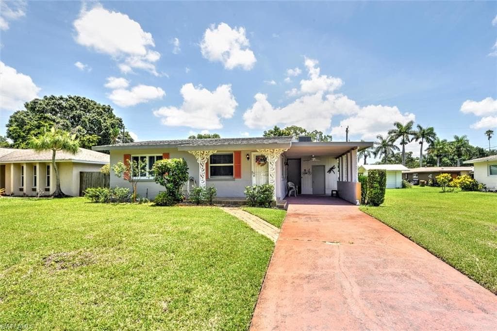 3725 Hanover ST FORT MYERS, FL 33901