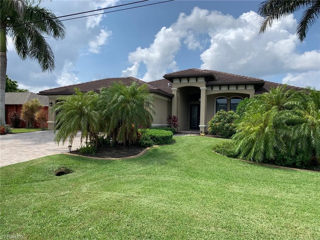 2512 SW 37th TER CAPE CORAL, FL 33914