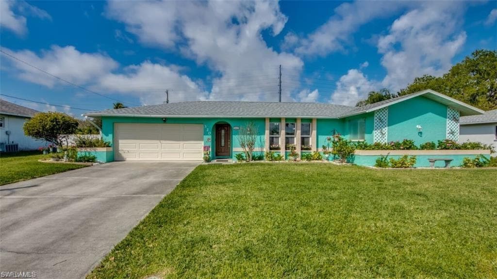 320 SE Santa Barbara PL CAPE CORAL, FL 33990