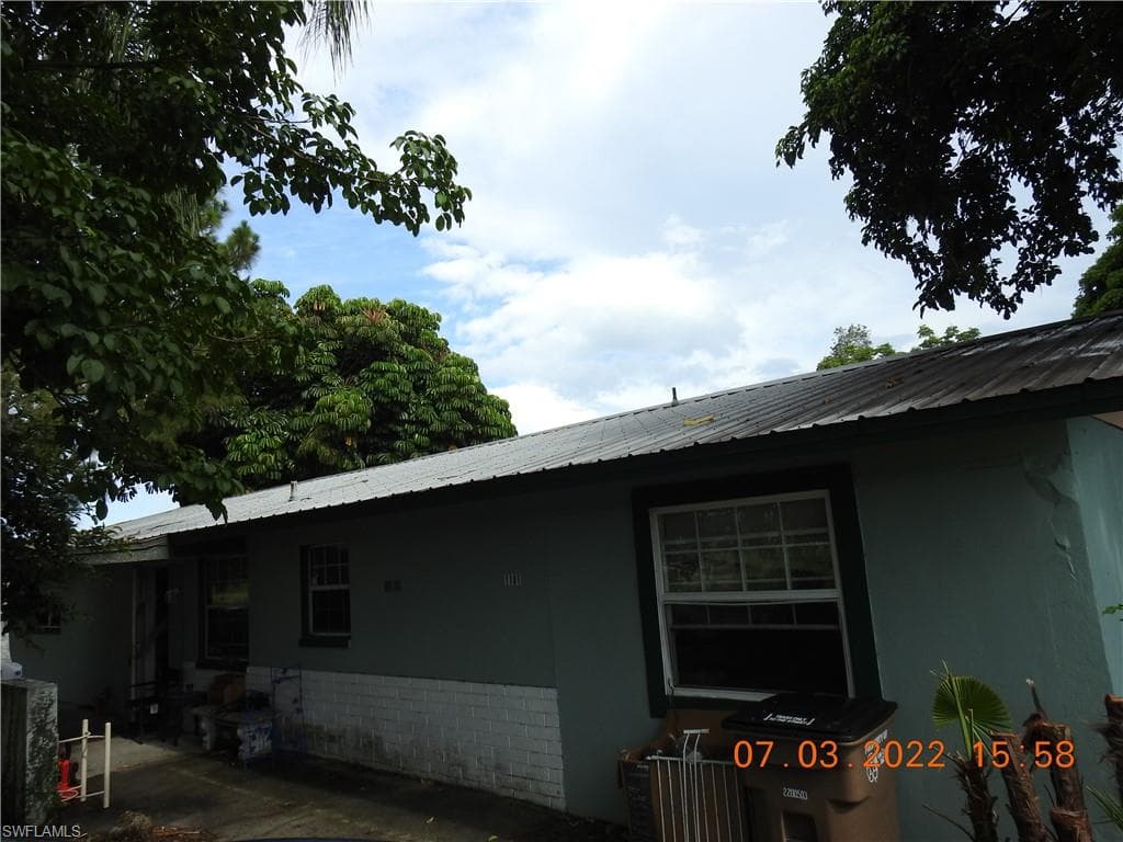 1101 Lincoln BLVD LEHIGH ACRES, FL 33936