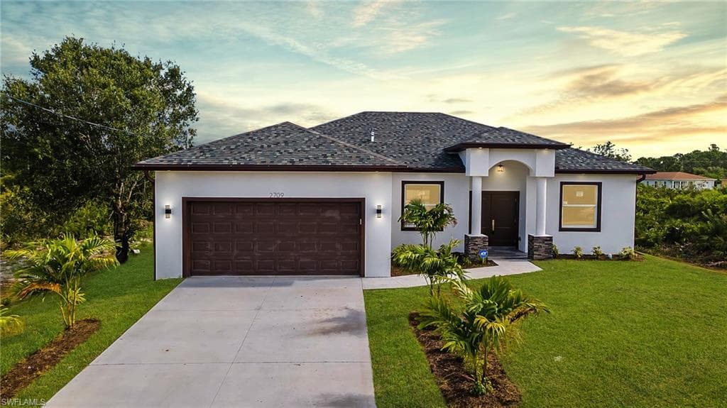 2708 39th ST W LEHIGH ACRES, FL 33971