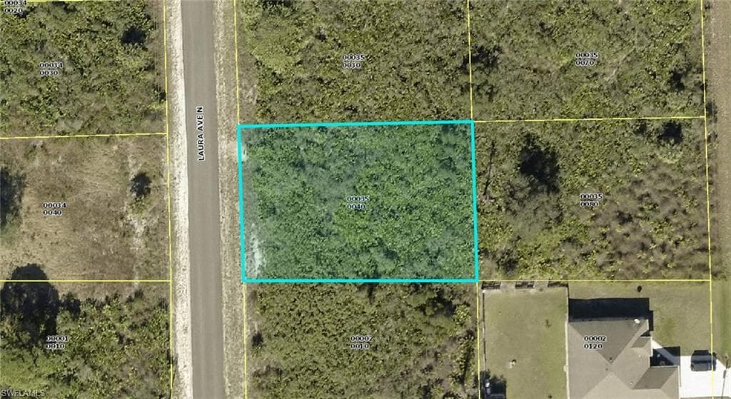 6012 Laura AVE N LEHIGH ACRES, FL 33971