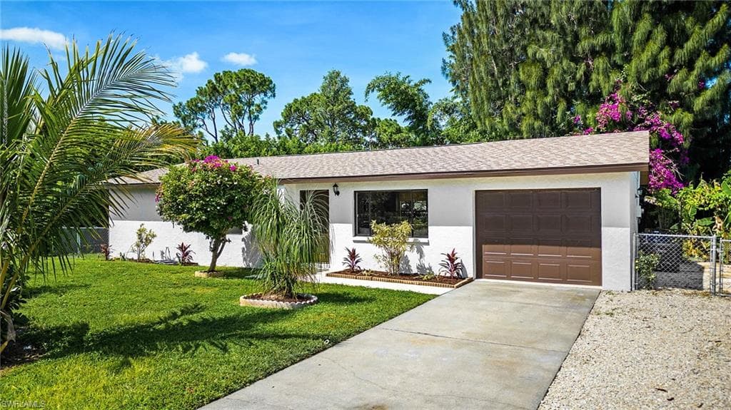18470 Geranium RD FORT MYERS, FL 33967