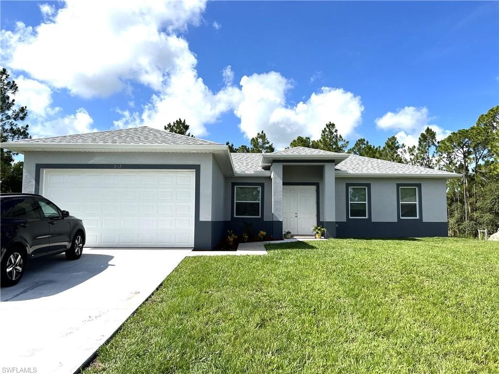 202 E 10th ST LEHIGH ACRES, FL 33972