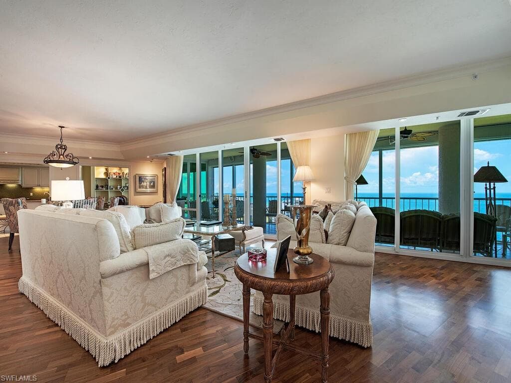 3991 Gulf Shore BLVD N 1702 NAPLES, FL 34103