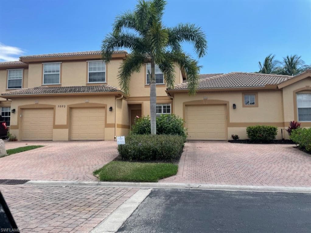 7880 Lake Sawgrass LOOP N 5214 FORT MYERS, FL 33907
