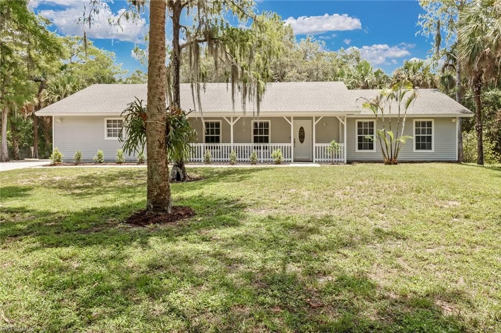 2810 8th ST NW NAPLES, FL 34120