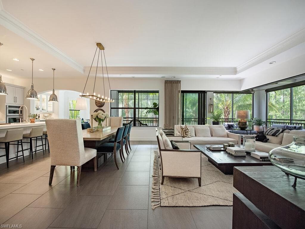 2763 Tiburon BLVD E 9-101 NAPLES, FL 34109