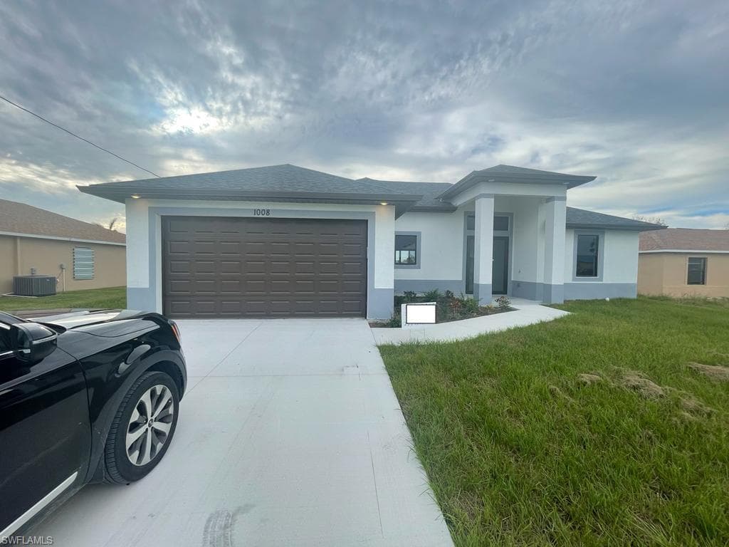 1008 NE 11th AVE CAPE CORAL, FL 33909