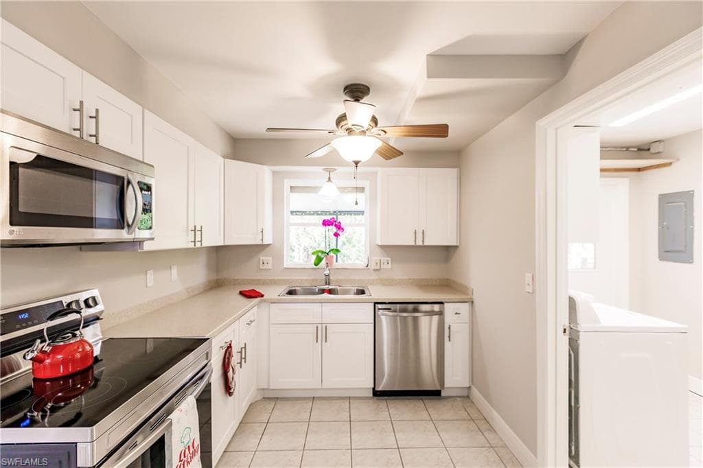 4785 Anchorage AVE FORT MYERS, FL 33919