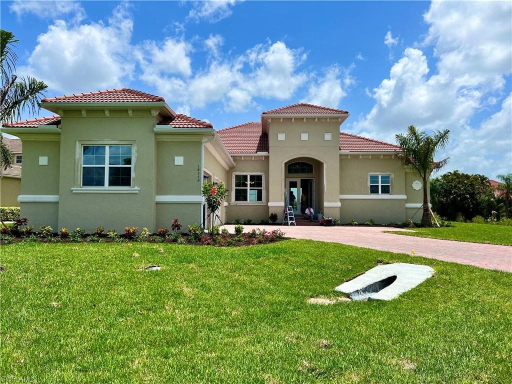 18558 Royal Hammock BLVD NAPLES, FL 34114